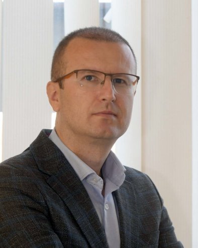 Срби на раскрсници са Прокрустом из Брисела