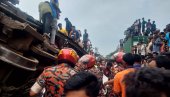 STRAVIČAN SUDAR VOZOVA U BANGLADEŠU: Poginulo najmanje 17 osoba, a više od 100 povređeno STRAVIČAN SUDAR VOZOVA U BANGLADEŠU: Poginulo najmanje 17 osoba, a više od 100 povređeno