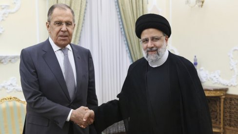 ЛАВРОВ У ТЕХЕРАНУ ГОВОРИО О МИРУ: Русија посебно посвећена осигурању безбедности Израела ЛАВРОВ У ТЕХЕРАНУ ГОВОРИО О МИРУ: Русија посебно посвећена осигурању безбедности Израела