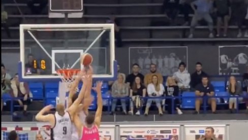 AUTOKOŠ KOJIM JE PARTIZAN IZGUBIO OD MEGE: Momenat koji je sve u hali šokirao u poslednjoj stotinki (VIDEO) AUTOKOŠ KOJIM JE PARTIZAN IZGUBIO OD MEGE: Momenat koji je sve u hali šokirao u poslednjoj stotinki (VIDEO)