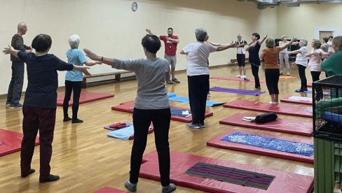 POČELA PRIJAVA: Besplatni engleski, balet, plivanje, fitnes. joga.., POČELA PRIJAVA: Besplatni engleski, balet, plivanje, fitnes. joga..,