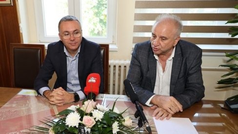 PROSTOR ZA PEŠAKE I BICIKLISTE: Gradi se dunavska staza Ram-Golubački grad PROSTOR ZA PEŠAKE I BICIKLISTE: Gradi se dunavska staza Ram-Golubački grad