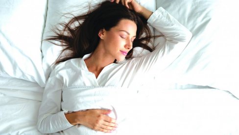 BUĐENJE U OVO VREME USPORAVA STARENJE: Način koji vas čini godinama mladim