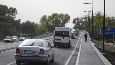 ZAVRŠEN I MOST PREKO VELIKOG BAČKOG KANALA: Kompletno rekonstruisana deonica puta od Sombora do Apatina ZAVRŠEN I MOST PREKO VELIKOG BAČKOG KANALA: Kompletno rekonstruisana deonica puta od Sombora do Apatina
