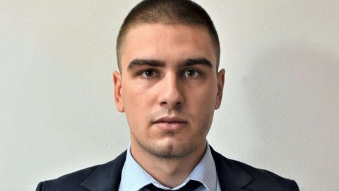 AUTOM POKOSIO DVOJICU MLADIH SPORTISTA, PA ZBRISAO? Opštinski funkcioner mogao bi da ostane i bez fotelje AUTOM POKOSIO DVOJICU MLADIH SPORTISTA, PA ZBRISAO? Opštinski funkcioner mogao bi da ostane i bez fotelje