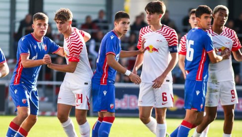 ZVEZDA IZGUBILA U LIGI ŠAMPIONA: Crveno-beli omladinci poveli, pa poklekli u finišu protiv Lajpciga ZVEZDA IZGUBILA U LIGI ŠAMPIONA: Crveno-beli omladinci poveli, pa poklekli u finišu protiv Lajpciga