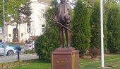ПОЗИВ ГЛУМЦИМА АМАТЕРИМА: Пријаве за позоришни фестивал Миливојев штап и шешир ПОЗИВ ГЛУМЦИМА АМАТЕРИМА: Пријаве за позоришни фестивал Миливојев штап и шешир