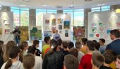 PORODICA INSPIRATIVNA TEMA: U Paraćinu održana izložba učenika svih škola (FOTO) PORODICA INSPIRATIVNA TEMA: U Paraćinu održana izložba učenika svih škola (FOTO)