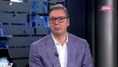 VUČIĆ U NACIONALNOM DNEVNIKU: Predsednik govorio o izborima, pregovorima u Briselu, pa saopštio sjajne vesti za penzionere VUČIĆ U NACIONALNOM DNEVNIKU: Predsednik govorio o izborima, pregovorima u Briselu, pa saopštio sjajne vesti za penzionere