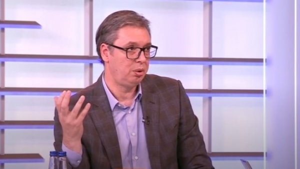ЕВО ЗАШТО ЈЕ ВУЧИЋ МЕТА НАПАДА: Чим се борите против белосветских лажова, то значи да нешто добро радите ЕВО ЗАШТО ЈЕ ВУЧИЋ МЕТА НАПАДА: Чим се борите против белосветских лажова, то значи да нешто добро радите
