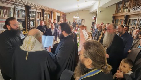 I NOVOSTI DEO AMFILOHIJEVE BIBLIOTEKE: U ustanovi manastira Stanjevići i kolekcija fotografija Dragana Milovanovića (FOTO) I NOVOSTI DEO AMFILOHIJEVE BIBLIOTEKE: U ustanovi manastira Stanjevići i kolekcija fotografija Dragana Milovanovića (FOTO)