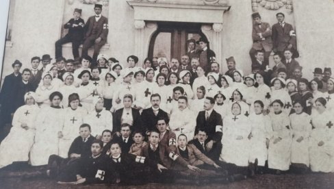 LEČILE RANJENE U SVIM RATOVIMA: Kolo srpskih sestara iz Kruševca 120 godina pomaže sugrađanima (FOTO) LEČILE RANJENE U SVIM RATOVIMA: Kolo srpskih sestara iz Kruševca 120 godina pomaže sugrađanima (FOTO)
