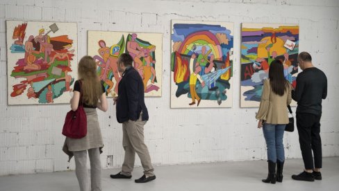 KRITIČKI I DUHOVITO O SADAŠNJOSTI: Dela četvoro slovenačkih umetnika u Galeriji Štab KRITIČKI I DUHOVITO O SADAŠNJOSTI: Dela četvoro slovenačkih umetnika u Galeriji Štab