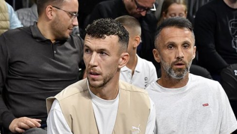 IVAN PERIŠIĆ DOLAZI NA MARAKANU? Hrvatski reprezentativac izazvao zemljotres u Splitu, pa povukao šokantan potez IVAN PERIŠIĆ DOLAZI NA MARAKANU? Hrvatski reprezentativac izazvao zemljotres u Splitu, pa povukao šokantan potez
