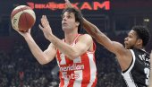 CRVENO-BELI DOČEKUJU MANEKENE: Teodosić i ekipa na krilima navijača ruše protivnika! CRVENO-BELI DOČEKUJU MANEKENE: Teodosić i ekipa na krilima navijača ruše protivnika!