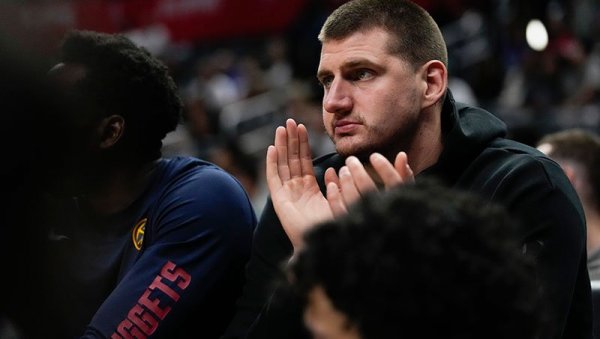 АМЕРИЧКА СТИПСА! Никола Јокић оцрнио човека који му је највише помогао у животу АМЕРИЧКА СТИПСА! Никола Јокић оцрнио човека који му је највише помогао у животу