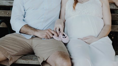 Šta sve čeka trudnicu i šta je potrebno pripremiti za dolazak bebe? Šta sve čeka trudnicu i šta je potrebno pripremiti za dolazak bebe?