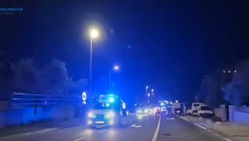PUCNJAVA BLIZU TRŽNOG CENTRA U SOLINU: Povređena jedna osoba, napadač uhapšen PUCNJAVA BLIZU TRŽNOG CENTRA U SOLINU: Povređena jedna osoba, napadač uhapšen