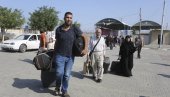 ОНИ ДОЛАЗЕ ЈЕДАН ПО ЈЕДАН: Повређени Палестинци пристижу у Египат преко прелаза Рафа ОНИ ДОЛАЗЕ ЈЕДАН ПО ЈЕДАН: Повређени Палестинци пристижу у Египат преко прелаза Рафа