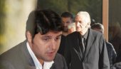 BODIROGA U SUZAMA NA SAHRANI KODIĆA: Pokojni mladić radio je u njegovom restoranu BODIROGA U SUZAMA NA SAHRANI KODIĆA: Pokojni mladić radio je u njegovom restoranu