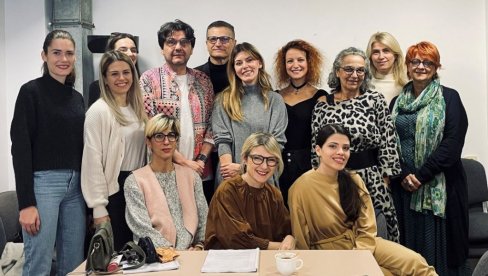 SPREMA SE MAMA: Predstava Ateljea 212 premijerno 16. decembra na Sceni Petar Kralj SPREMA SE MAMA: Predstava Ateljea 212 premijerno 16. decembra na Sceni Petar Kralj