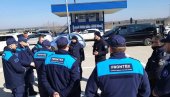 КАКО ЈЕ БИВШИ ШЕФ ФРОНТЕКСА ПРЕШАО КОД МАРИН ЛЕ ПЕН: Мигранти су пројекат Брисела! КАКО ЈЕ БИВШИ ШЕФ ФРОНТЕКСА ПРЕШАО КОД МАРИН ЛЕ ПЕН: Мигранти су пројекат Брисела!