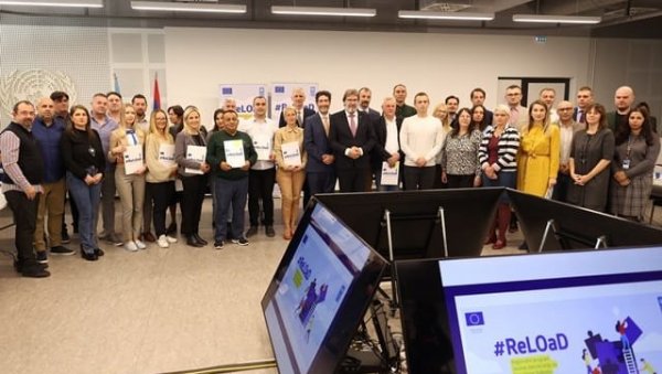 ПОДРЖАНО ПЕТ ПРОЈЕКАТА: Бесповратна средства врњачким организацијама цивилног друштва ПОДРЖАНО ПЕТ ПРОЈЕКАТА: Бесповратна средства врњачким организацијама цивилног друштва