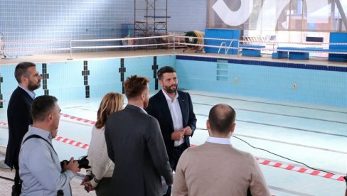 ШАПИЋ ОБИШАО СЦ ВОЖДОВАЦ: У најкраћем року морамо да реконструишемо базен на Бањици, као и да што пре пређе под управу Града ШАПИЋ ОБИШАО СЦ ВОЖДОВАЦ: У најкраћем року морамо да реконструишемо базен на Бањици, као и да што пре пређе под управу Града