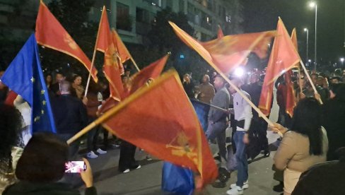 OPOZICIJA VIŠE VERUJE VLADI, NO SEBI? Šef Parlamenta o izmenama Zakona o popisu OPOZICIJA VIŠE VERUJE VLADI, NO SEBI? Šef Parlamenta o izmenama Zakona o popisu