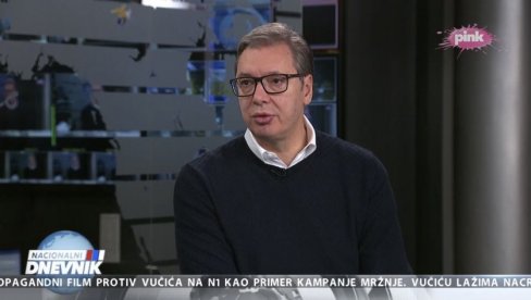 ОРГАНИЗОВАНА ХАРАНГА НА ВУЧИЋА Председник на ТВ Пинк: То су урадили људи са листе Србија против насиља ОРГАНИЗОВАНА ХАРАНГА НА ВУЧИЋА Председник на ТВ Пинк: То су урадили људи са листе Србија против насиља