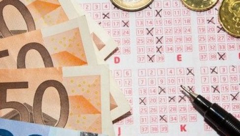 BAKA DOBILA DŽEKPOT - 130.000 EVRA: Razbesnela porodicu rekavši na šta će potrošiti novac BAKA DOBILA DŽEKPOT - 130.000 EVRA: Razbesnela porodicu rekavši na šta će potrošiti novac