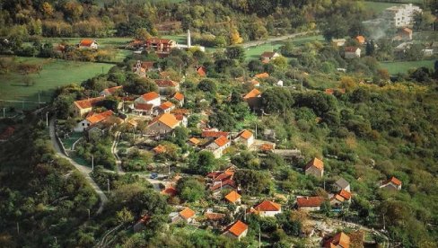 FELJTON - KNJAZ SA PERJANICIMA BEŽI OD BJELOPAVLIĆA: Udrite, ne štedite Katunjanine, pa ni knjaza - rekao je vojvoda Risto FELJTON - KNJAZ SA PERJANICIMA BEŽI OD BJELOPAVLIĆA: Udrite, ne štedite Katunjanine, pa ni knjaza - rekao je vojvoda Risto