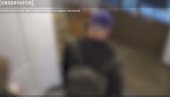 (UZNEMIRUJUĆE): Muškarac polio benzinom rođaku (54) u zgradi pa zapalio (VIDEO) (UZNEMIRUJUĆE): Muškarac polio benzinom rođaku (54) u zgradi pa zapalio (VIDEO)