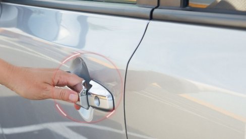 RUČICA OD AUTOMOBILA MOŽE SLUŽITI I ZA OVO: Mnogi koriste samo za otvaranje vrata RUČICA OD AUTOMOBILA MOŽE SLUŽITI I ZA OVO: Mnogi koriste samo za otvaranje vrata