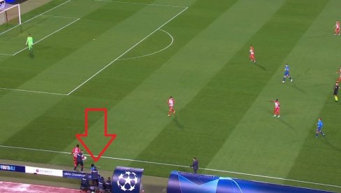 NEOČEKIVANA FRKA NA MARAKANI: Isključenje domaćih posle naizgled bezazlene situacije na meču Zvezda - Lajpcig! NEOČEKIVANA FRKA NA MARAKANI: Isključenje domaćih posle naizgled bezazlene situacije na meču Zvezda - Lajpcig!