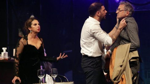 ZAVRŠEN FESTIVAL „BEZ PREVODA“: Beogradski „Edip“ najbolji u regionu ZAVRŠEN FESTIVAL „BEZ PREVODA“: Beogradski „Edip“ najbolji u regionu