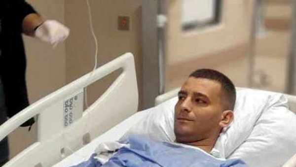 ПОЗЛИЛО МИЛОШУ ИЗ ЛАЈКОВЦА, КОЈЕМ ЈЕ ДЕВОЈКА МАРИЈА ДАЛА БУБРЕГ: На ВМА се бори за живот, потребна А крва група ПОЗЛИЛО МИЛОШУ ИЗ ЛАЈКОВЦА, КОЈЕМ ЈЕ ДЕВОЈКА МАРИЈА ДАЛА БУБРЕГ: На ВМА се бори за живот, потребна А крва група