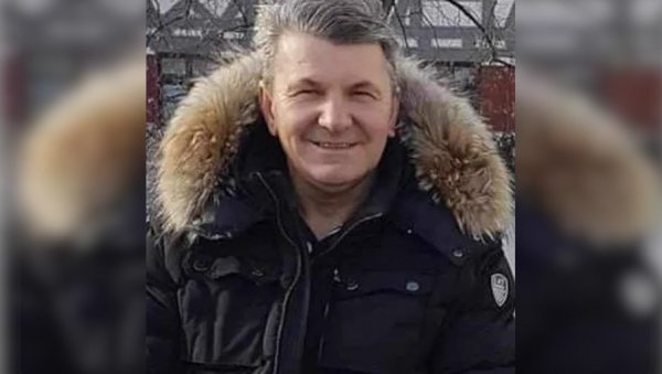 СУМЊА СЕ ДА СЕ КРИЈЕ У СРБИЈИ: Појавио се нови снимак бекства педофила из суда у Бањалуци (ВИДЕО) СУМЊА СЕ ДА СЕ КРИЈЕ У СРБИЈИ: Појавио се нови снимак бекства педофила из суда у Бањалуци (ВИДЕО)
