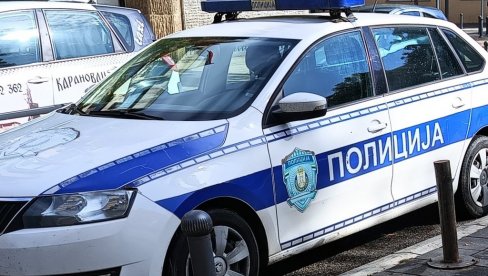 UZNEMIRAVAO DEVOJČICU: U Kraljevu uhapšen osumnjičeni za pedofiliju UZNEMIRAVAO DEVOJČICU: U Kraljevu uhapšen osumnjičeni za pedofiliju