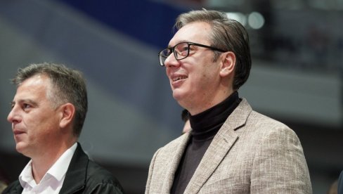 NIDADA NEĆEMO DA IM DIRAMO PORODICE Vučić: Želimo pristojnu, normalnu Srbiju, Srbiju budućnosti NIDADA NEĆEMO DA IM DIRAMO PORODICE Vučić: Želimo pristojnu, normalnu Srbiju, Srbiju budućnosti