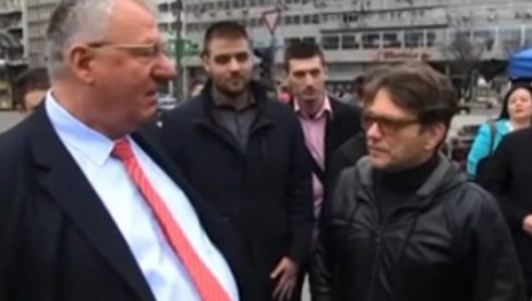 JUČE ŠEŠELJ, DANAS ĐILAS: Još jedno licemerstvo Dragana Bjelogrlića (VIDEO) JUČE ŠEŠELJ, DANAS ĐILAS: Još jedno licemerstvo Dragana Bjelogrlića (VIDEO)