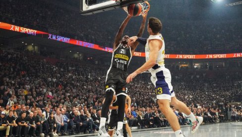 KAKO SE PARTIZAN PROVUKAO? Navijači nisu dozvolili crno-belima da izgube KAKO SE PARTIZAN PROVUKAO? Navijači nisu dozvolili crno-belima da izgube