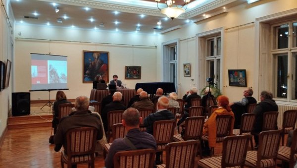 ТРАЈАЛА ЈЕ 22 ДАНА: У Суботици представљена књига Битка на Кајмакчалану ТРАЈАЛА ЈЕ 22 ДАНА: У Суботици представљена књига Битка на Кајмакчалану