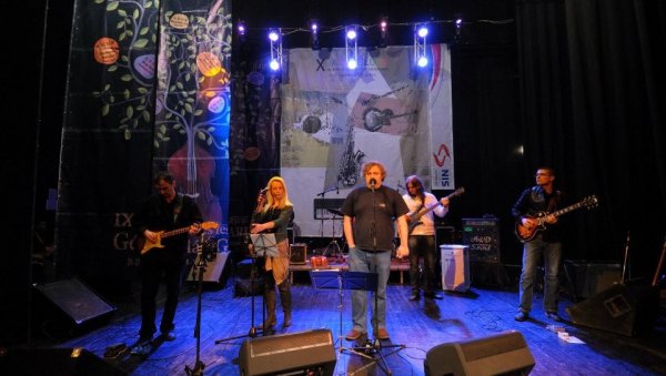 ТРИ ДАНА ЏЕЗА У КИКИНДИ: Почиње интернационални џез и блуз фестивал ТРИ ДАНА ЏЕЗА У КИКИНДИ: Почиње интернационални џез и блуз фестивал