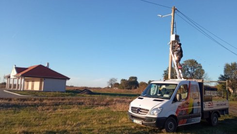 PRATE SVAKI KORAK IZGREDNIKA: Kod Plandišta postavljene kamere na mestu očišćene divlje deponije PRATE SVAKI KORAK IZGREDNIKA: Kod Plandišta postavljene kamere na mestu očišćene divlje deponije
