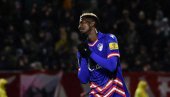 GREŠKE SU NAS KOŠTALE, TO JE FUDBAL Olajinka teško podneo poraz Zvezde od Benfike GREŠKE SU NAS KOŠTALE, TO JE FUDBAL Olajinka teško podneo poraz Zvezde od Benfike