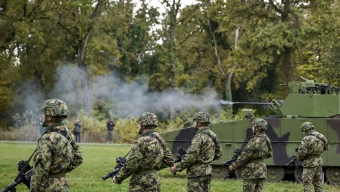 OGLASILO SE MINISTARSTVO ODBRANE: Generalštab pokrenuo inicijativu za uvođenje obaveze služenja vojnog roka OGLASILO SE MINISTARSTVO ODBRANE: Generalštab pokrenuo inicijativu za uvođenje obaveze služenja vojnog roka