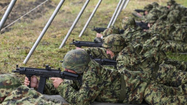 ПРЕДЛОГ СУТРА ПРЕД ВРХОВНИМ КОМАНДАНТОМ: Враћање обавезног војног рока - Ово је све што знамо