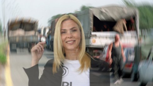 СА ШЕСТ ГОДИНА ДЕО КОЛОНЕ: Избегла је из Хрватске током Олује, данас је популарна водитељка СА ШЕСТ ГОДИНА ДЕО КОЛОНЕ: Избегла је из Хрватске током Олује, данас је популарна водитељка