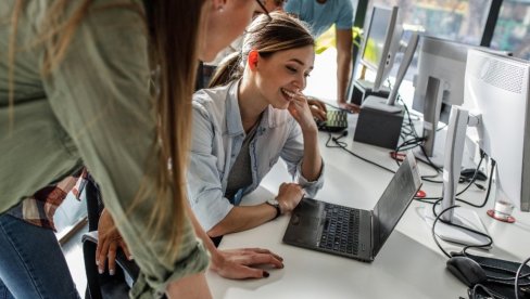ZAŠTO JE UČITI PROGRAMIRANJE VREDNO NAŠEG TRUDA? ZAŠTO JE UČITI PROGRAMIRANJE VREDNO NAŠEG TRUDA?